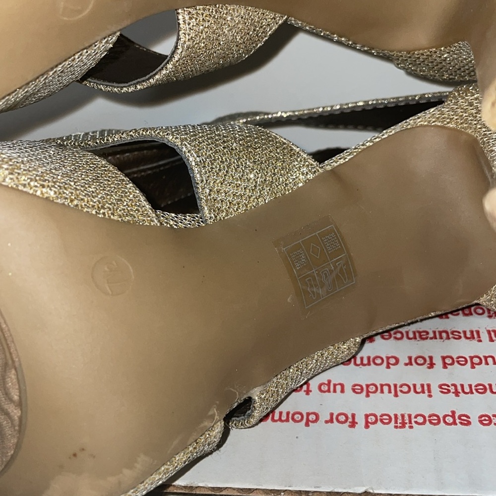 Moda heels size 7.5 - Picture 5 of 5